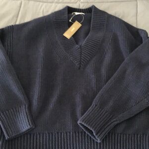 J Crew Women’s V neck Sweater